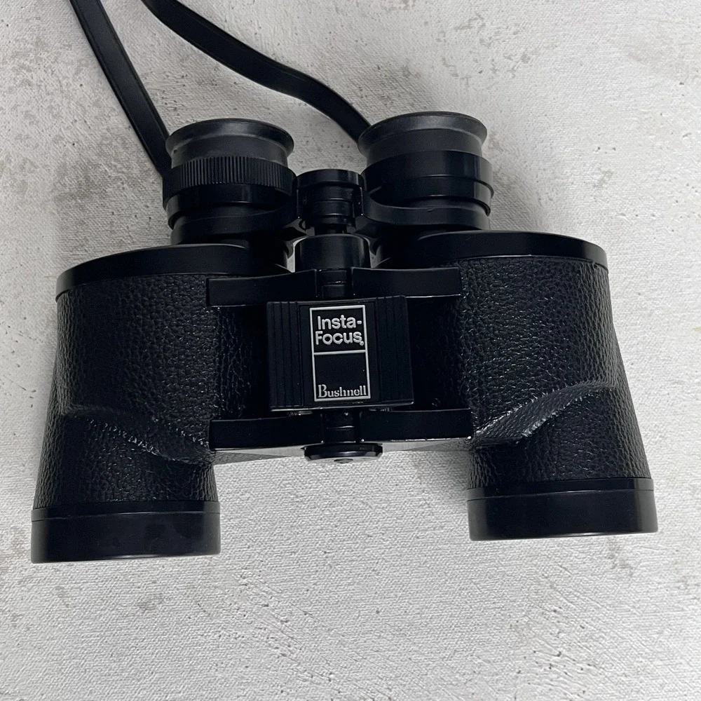 Bushnell Sportview Binoculars 7 x 35 Wide Angle 500 ft 1000 Yards With Case